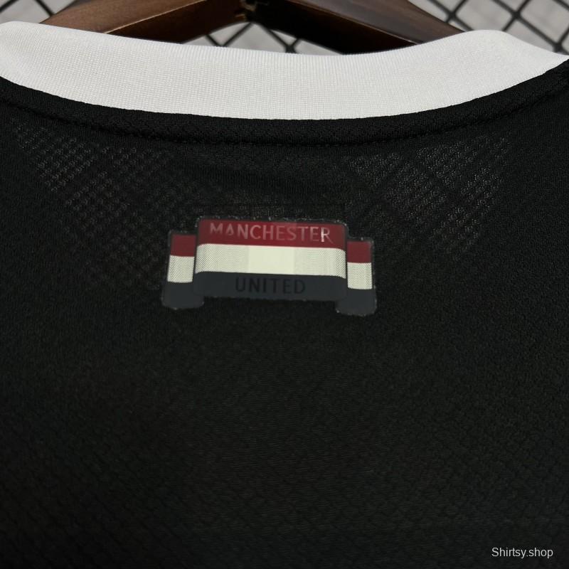 24/25 Manchester United Fourth Goalkeeper Jersey